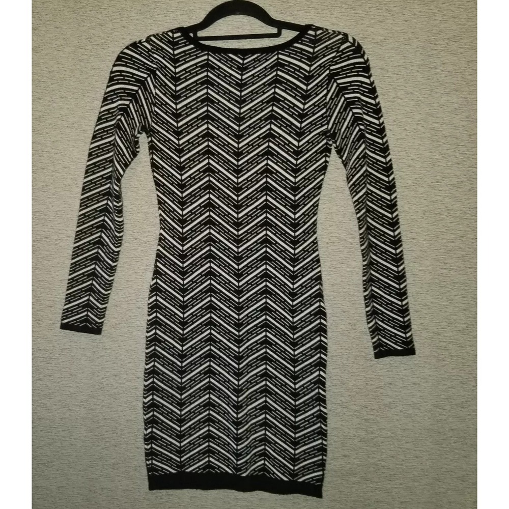 GB Gianni Bini Dress- Women's Small Black White Chevron‎ Stripe Stretch Bodycon - Picture 8 of 8